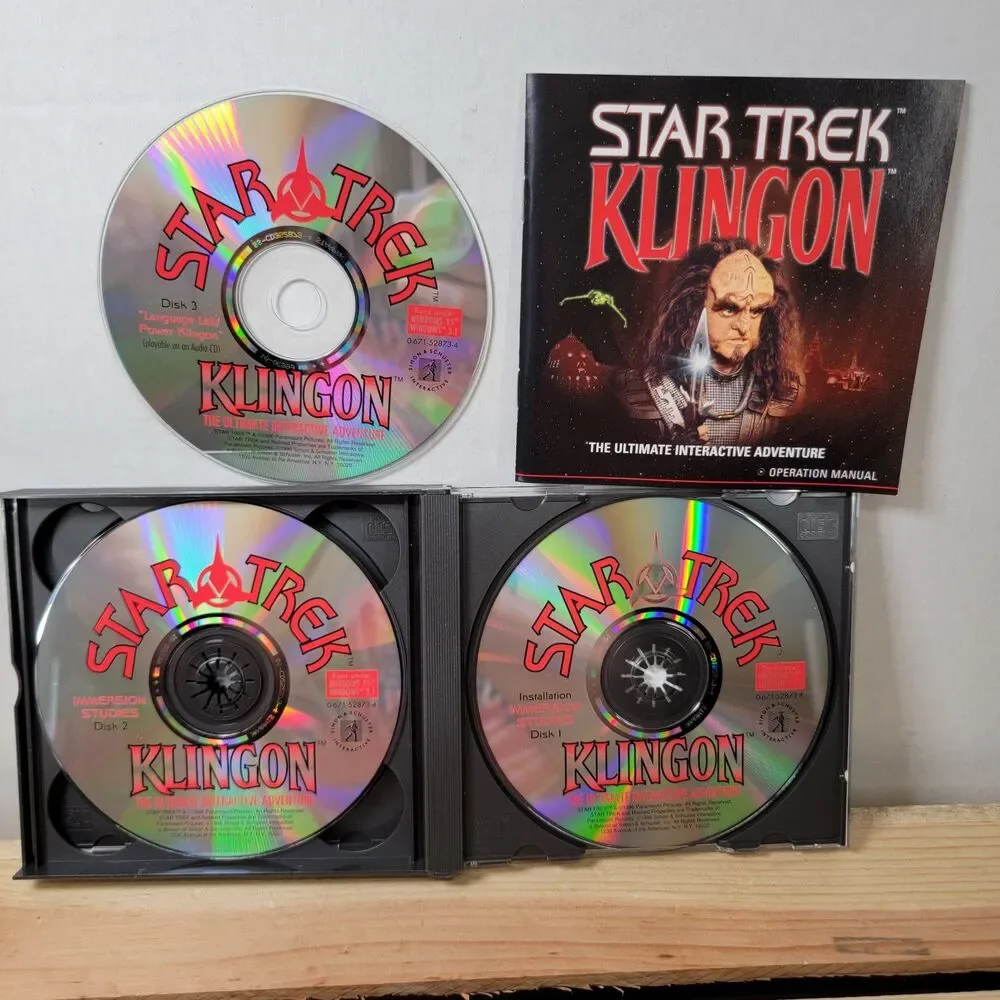 VINTAGE Star Trek Klingon 1996 PC Game w/ Box + Sticker